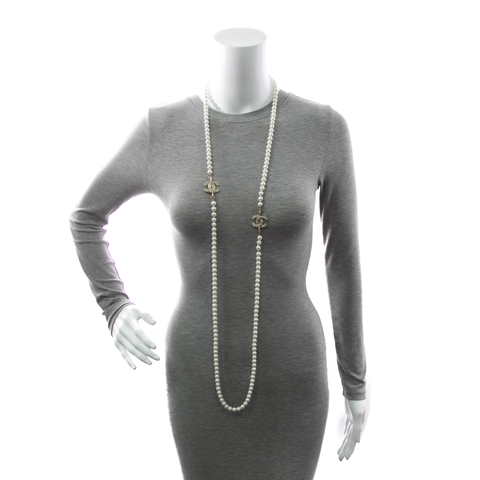 Chanel-Crystal-CC-Pearl-Long-Necklace-300801