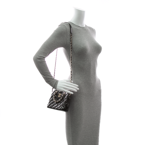 Chanel-Small-Shopping-Bag-300965