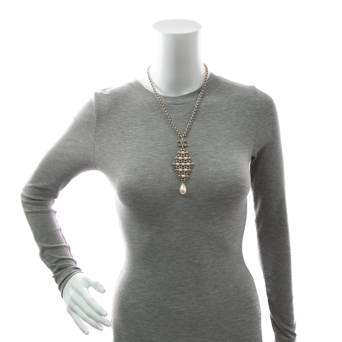 Chanel-Pearl-CC-Drop-Necklace-300979