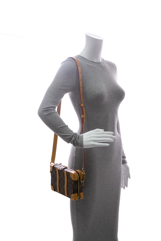 Louis-Vuitton- Blurry-Trunk-Messenger-0292434