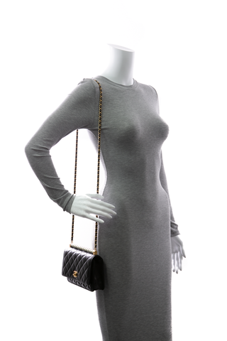 Chanel-Pearl-Wallet-on-Chain-297976