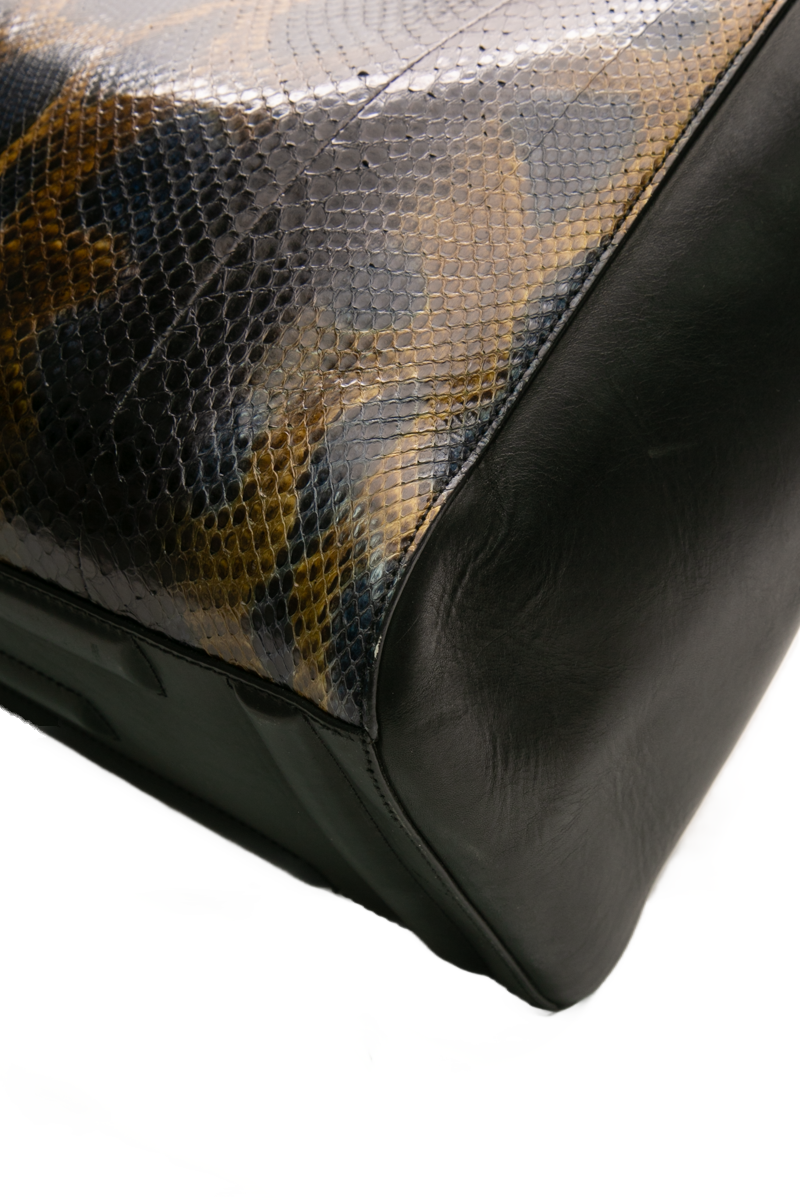 Elme Tote Bag