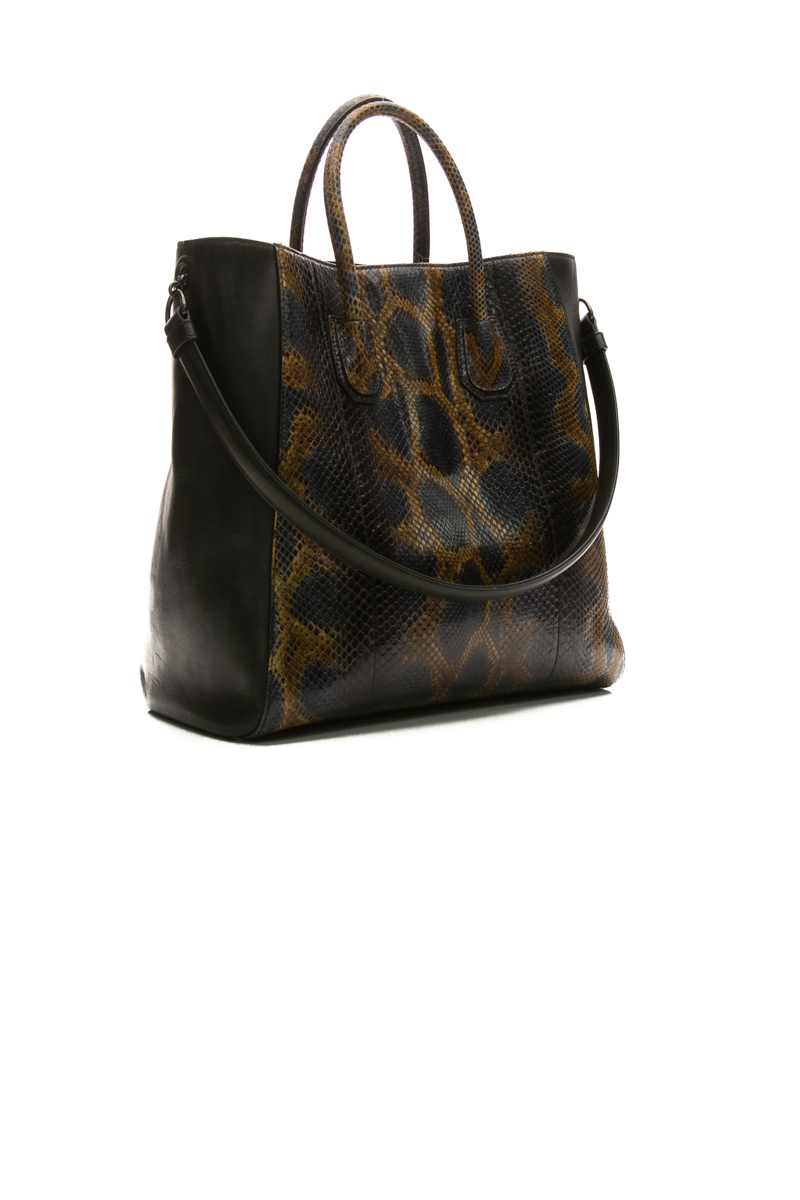 Elme Tote Bag