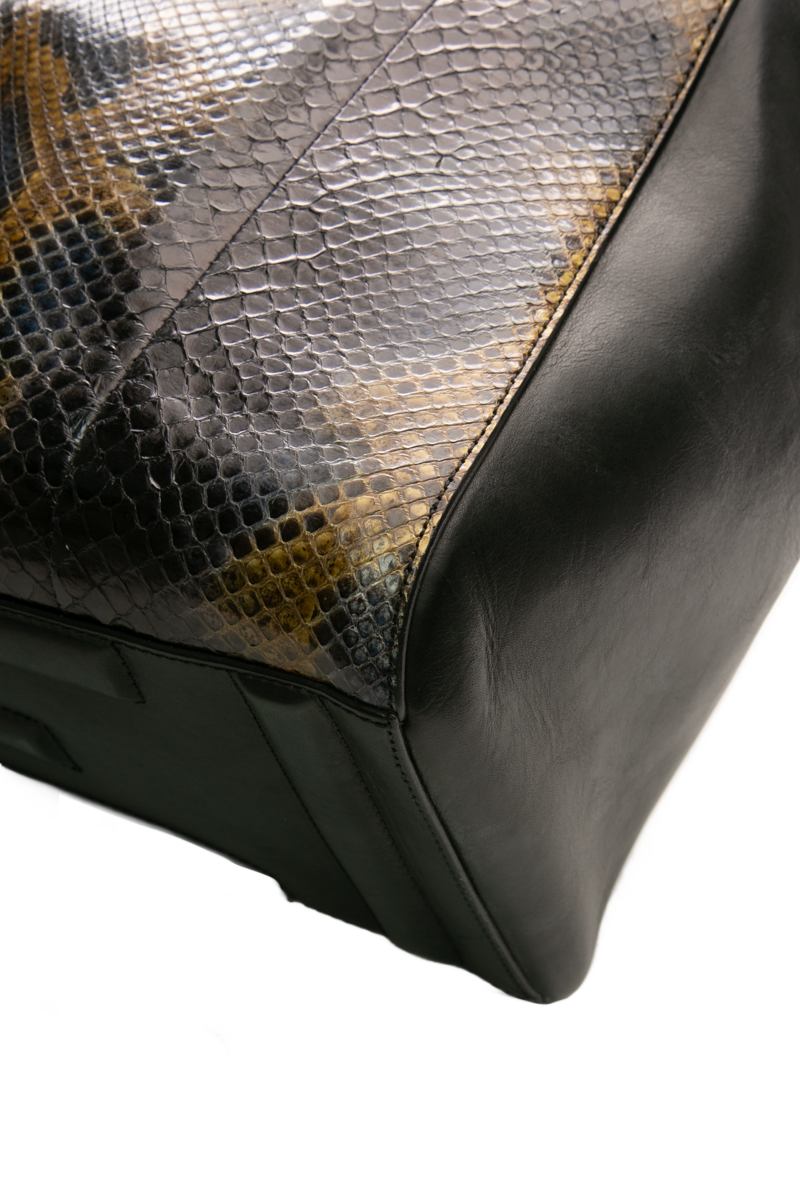 Elme Tote Bag