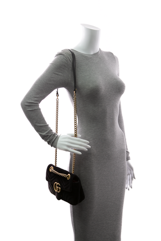 Gucci-Marmont-Small-Flap-Bag-299017