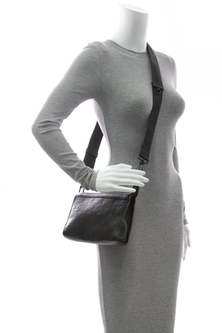 Louis-Vuitton-Gaston-Wearable-Wallet- Bag-295359