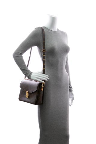 Louis-Vuitton-Pochette-Metis-Bag-296967