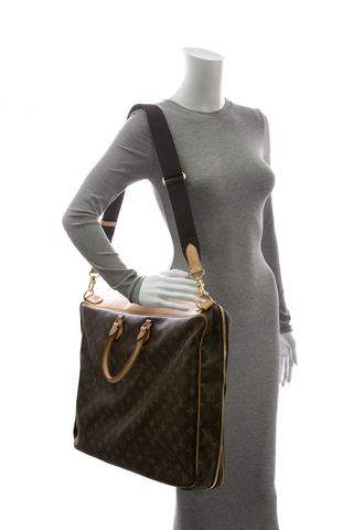 Louis-Vuitton-Garment-Cover-2-Hangers-293124