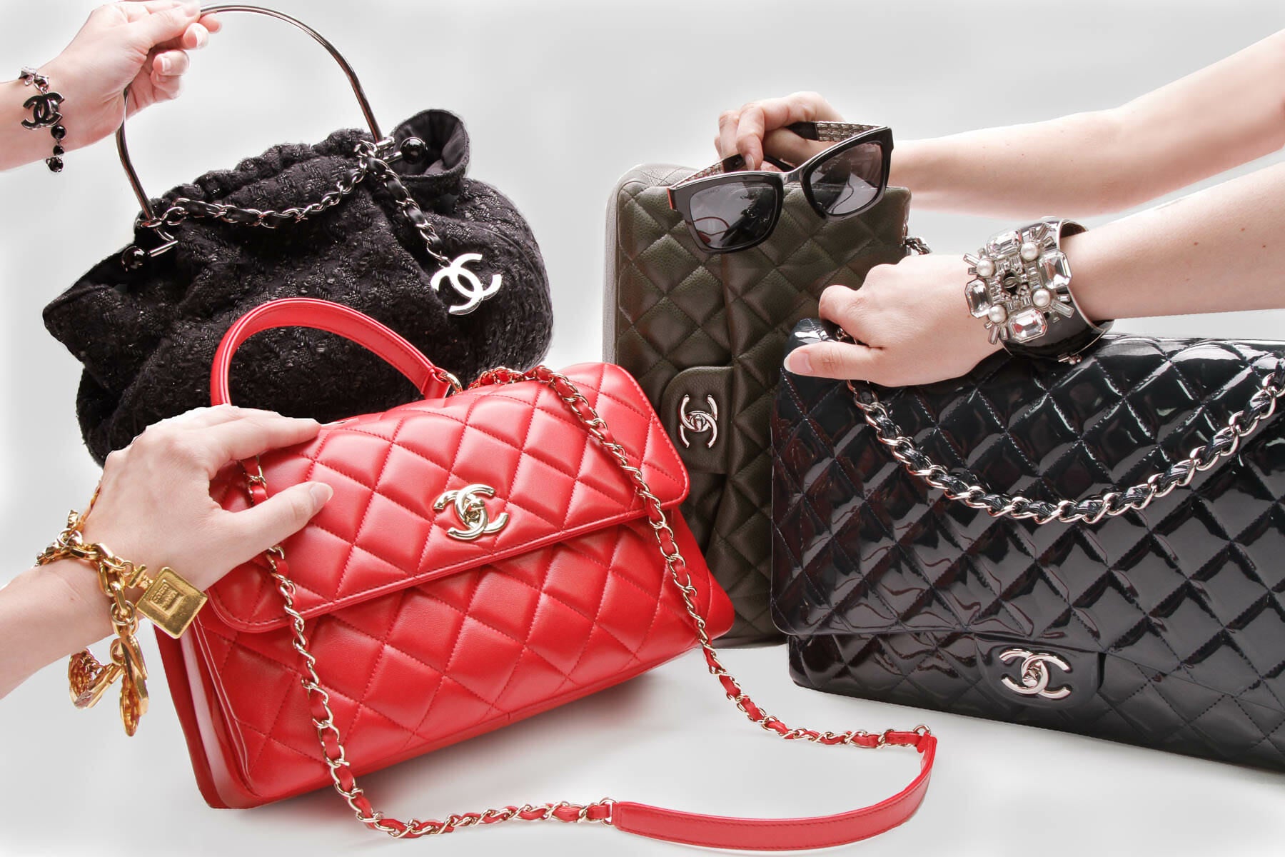 chanel quilted bag inside