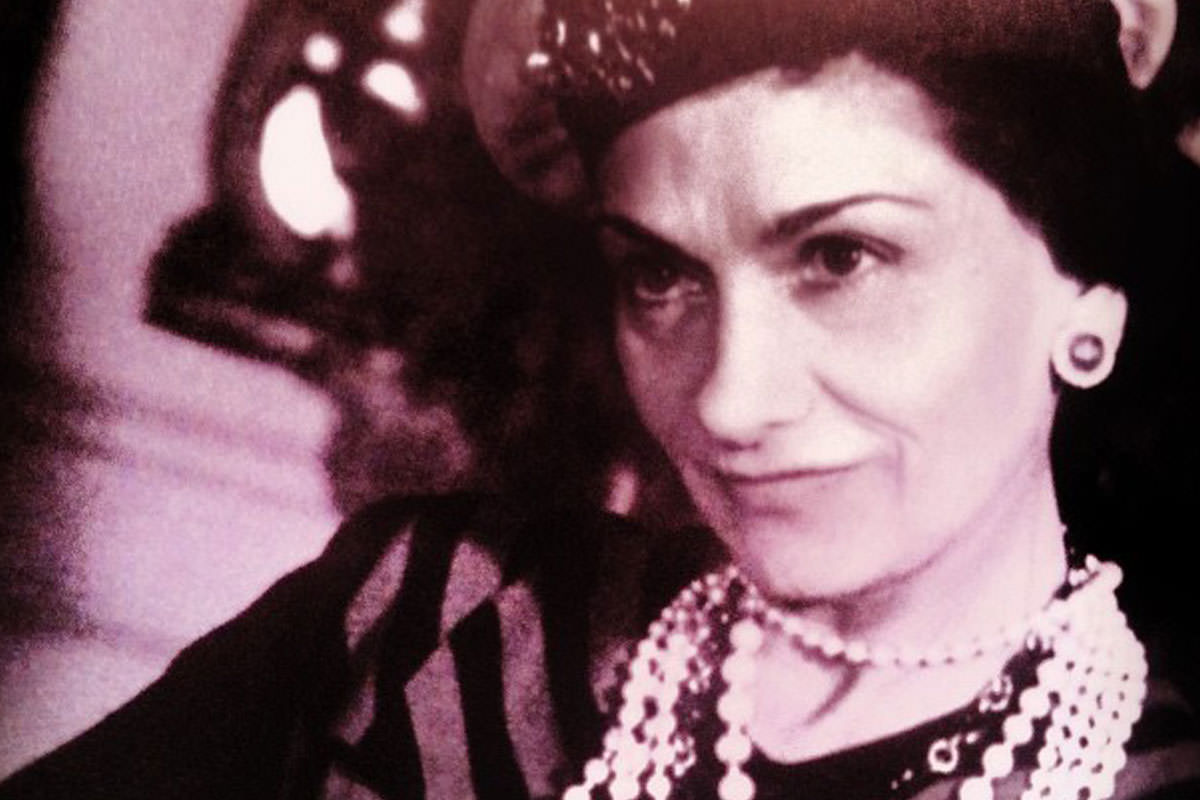 gabrielle-chanel-black-and-white