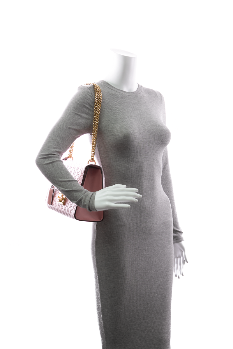 Medium Padlock Shoulder Bag