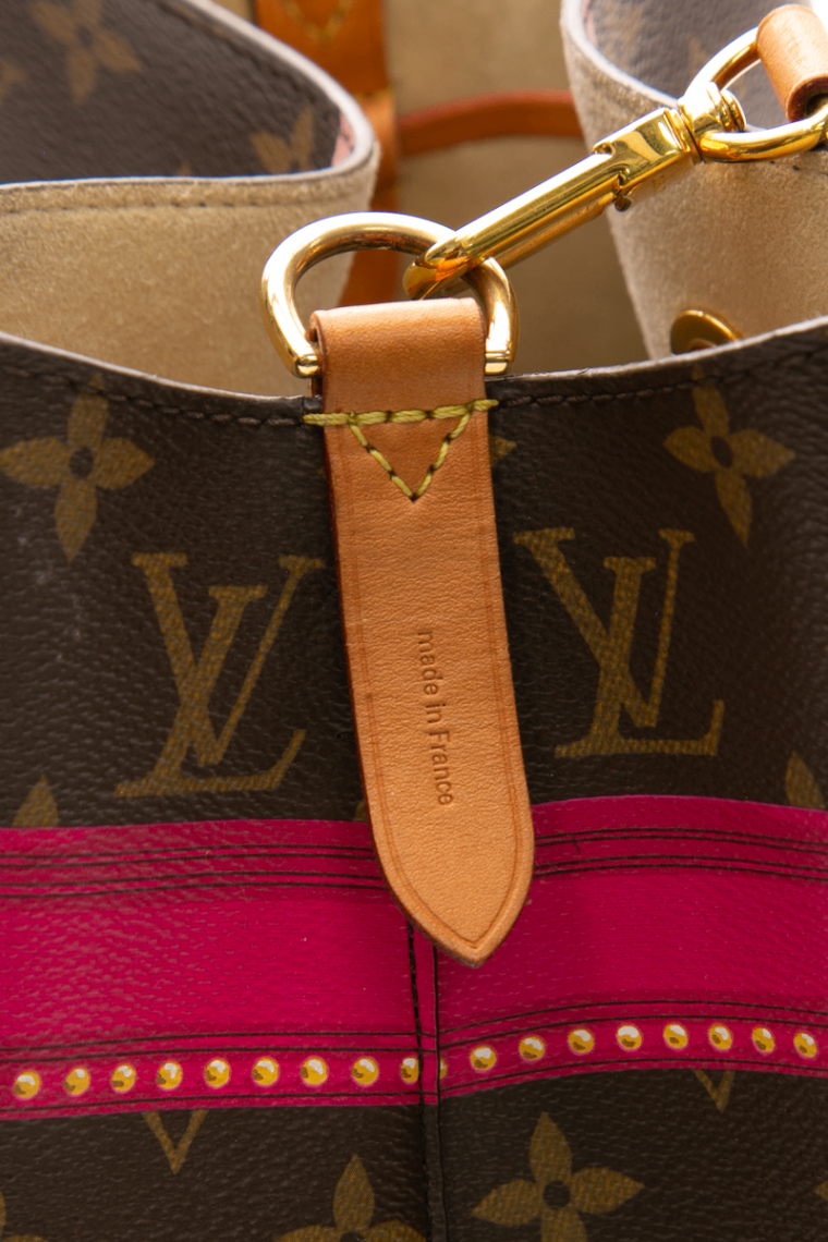 Louis Vuitton - Monogram Summer Trunks NeoNoe MM Shoulder Bags