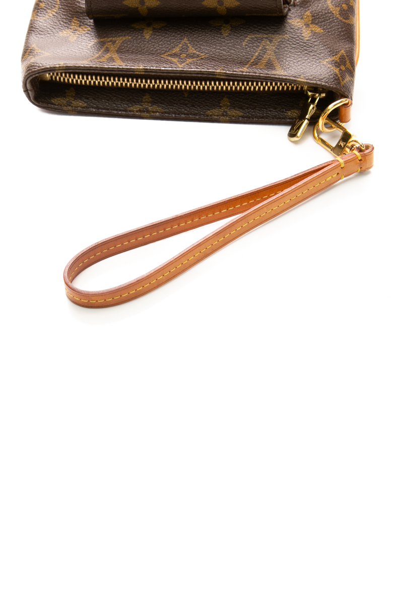 Louis Vuitton - Monogram Partition Wristlet