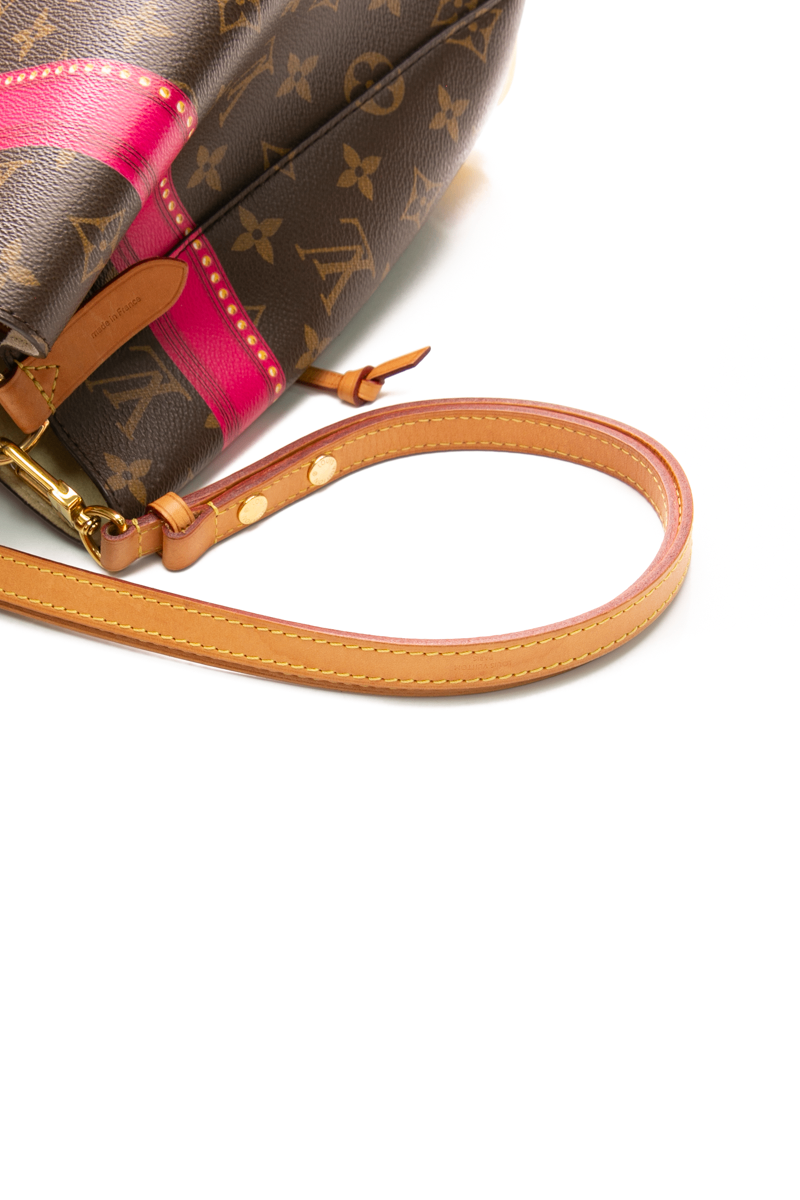 Louis Vuitton - Monogram Summer Trunks NeoNoe MM Shoulder Bags