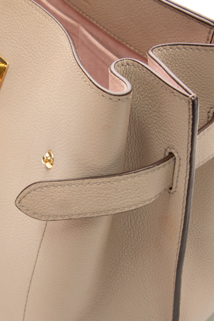 Louis Vuitton - Beige Lock Me Ever MM Top Handle