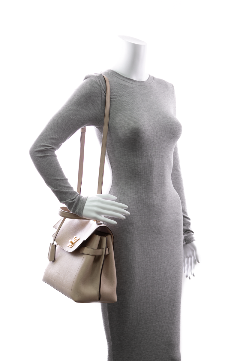 Louis Vuitton - Beige Lock Me Ever MM Top Handle