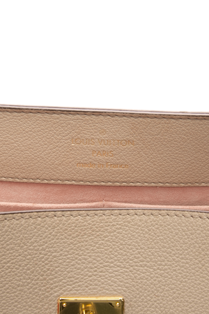 Louis Vuitton - Beige Lock Me Ever MM Top Handle