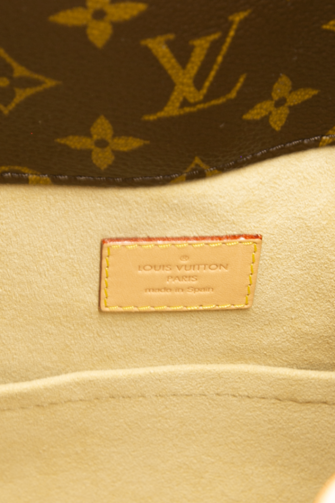 Louis Vuitton - Monogram Artsy MM