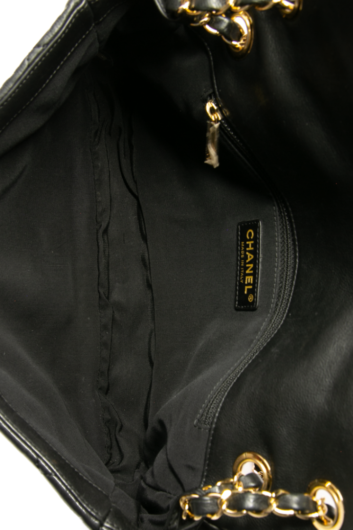 Chain Me Medium Flap Bag