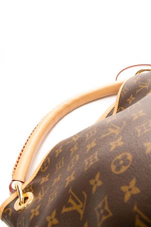 Louis Vuitton - Monogram Artsy MM
