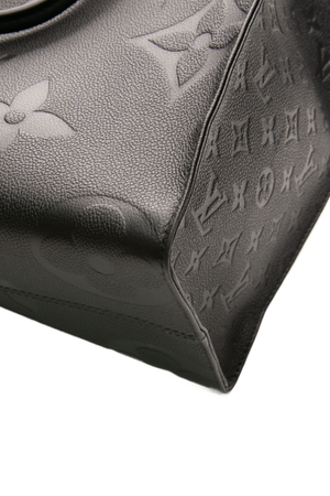 Louis Vuitton - Black OnTheGo MM Tote