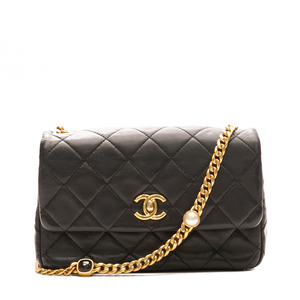 Chanel-Small-Resin-Pearl-Chain-Bag-300831