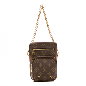 Louis-Vuitton-Utility-Phone-Sleeve-Bag-300822