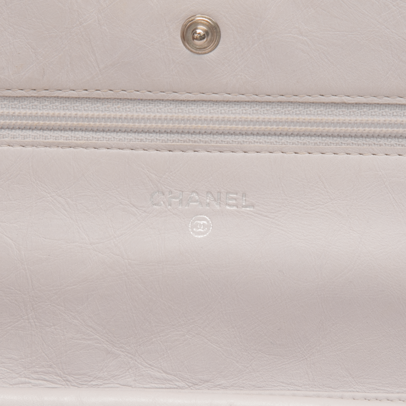 Chanel - Grey Aged Calfskin Reissue WOC