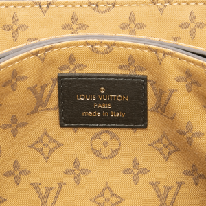 Rendez Vous Shoulder Bag