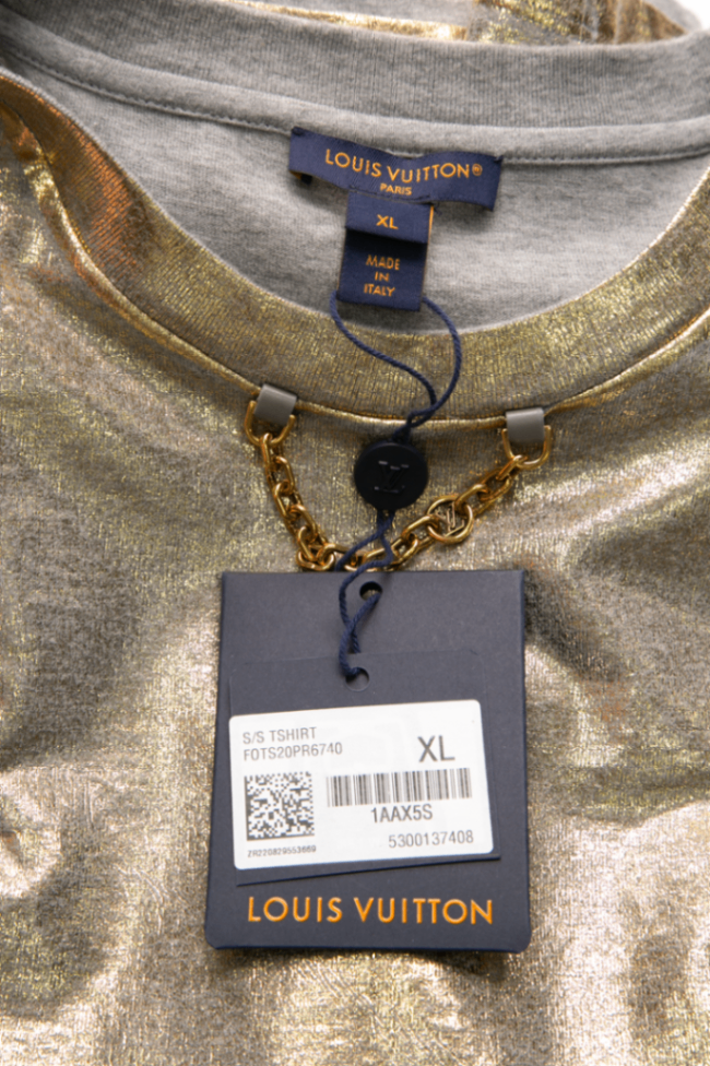 Metallic Chain T-Shirt - Size Extra Large