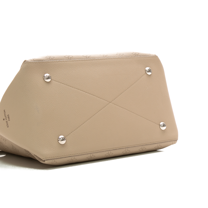 Louis Vuitton - Gray Mahina Beaubourg MM