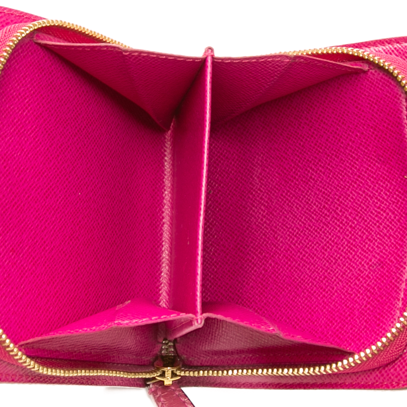 Compact Zipped Wallet