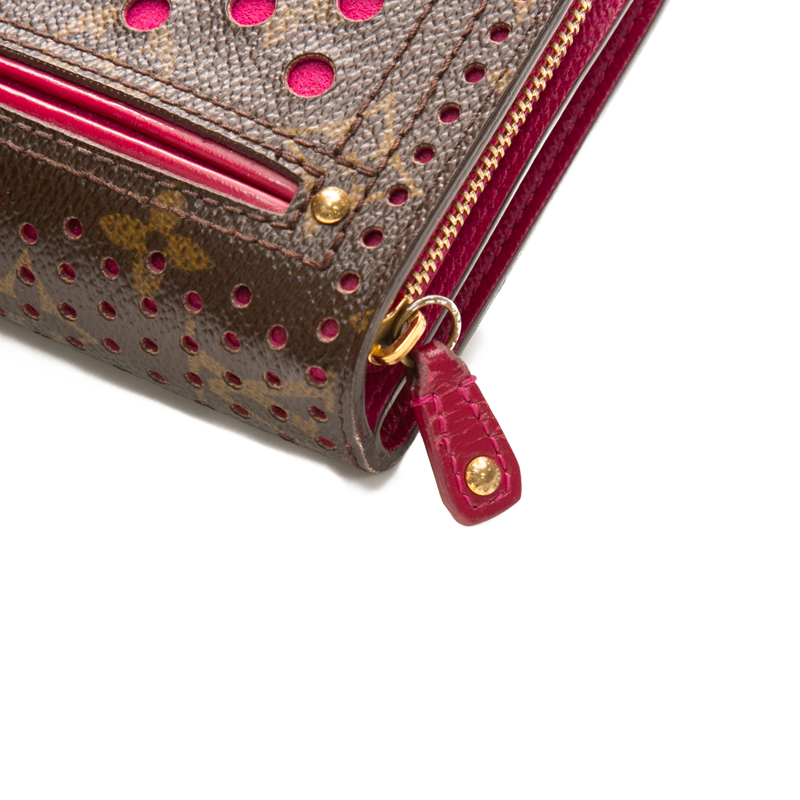 Compact Zipped Wallet