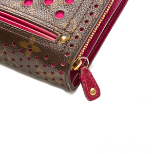 Compact Zipped Wallet