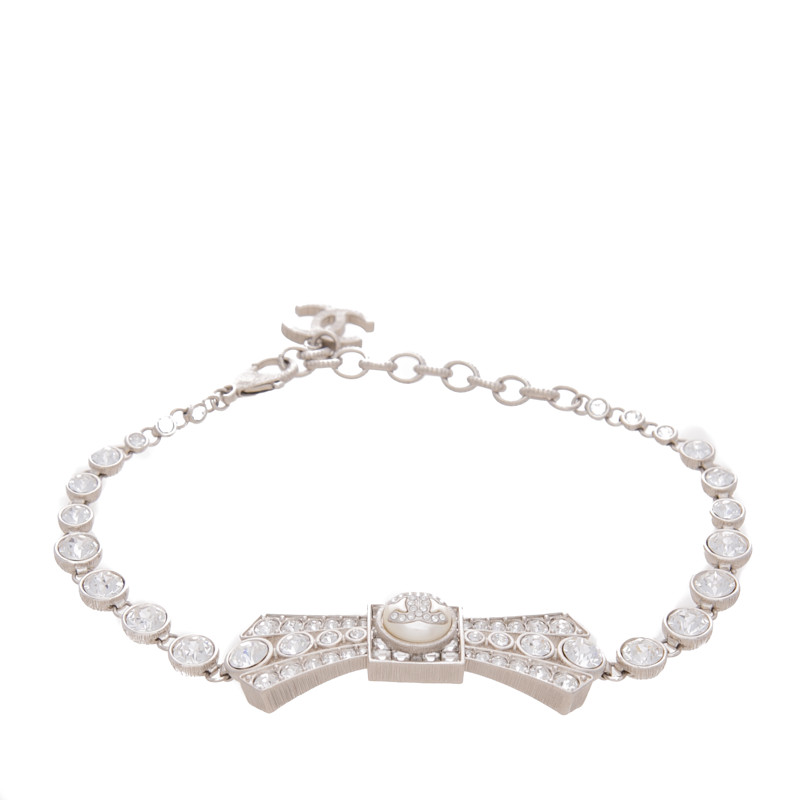 Chanel-Pearl-CC-Crystal-Bow-Choker- Necklace-300980