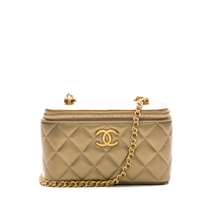 Chanel-Dynasty-Vanity-On-Chain-300966