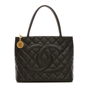 Chanel-Vintage-Medallion-Tote-Bag-300941