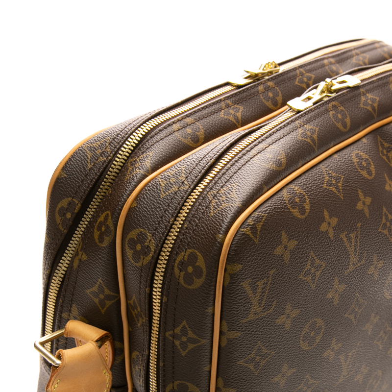 Louis Vuitton - Monogram Reporter GM