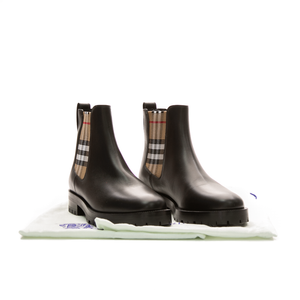 Check Chelsea Boots - Size 9