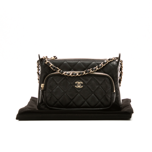 Small Preppy Pocket Clutch With Chain