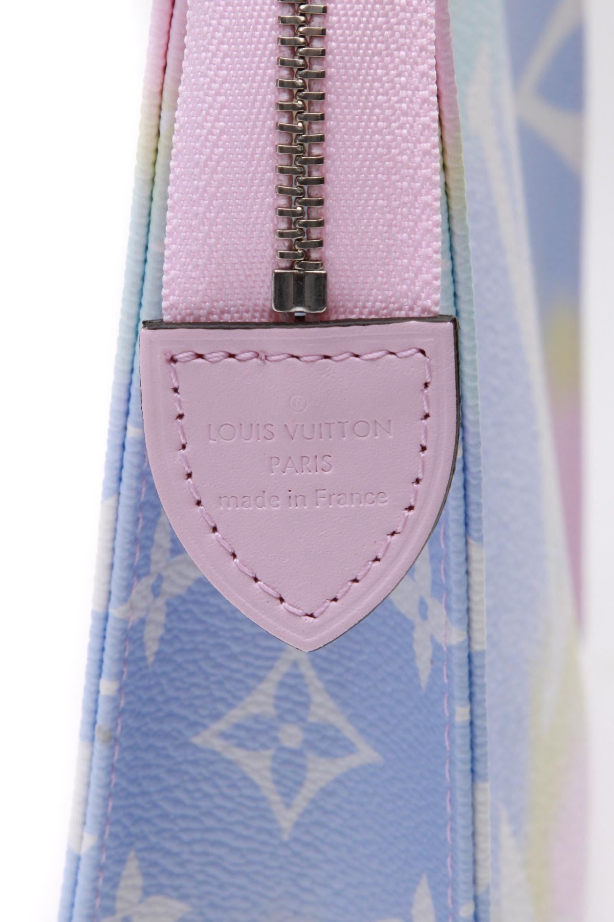 Louis Vuitton Toiletry Pouch 26 Escale Pastel