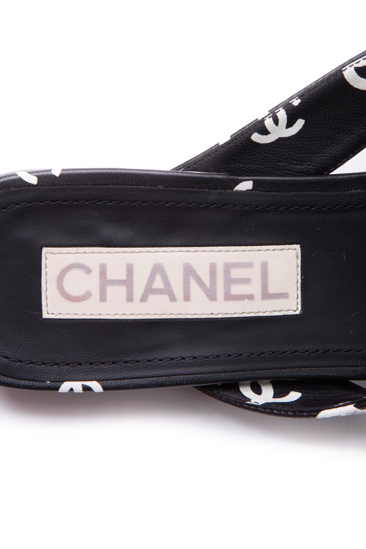 CHANEL 90's Vintage CAMBON CC Logo Beige Black Quilted 