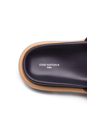 Louis Vuitton Pool Pillow Flat Comfort Mule Orange. Size 40.0