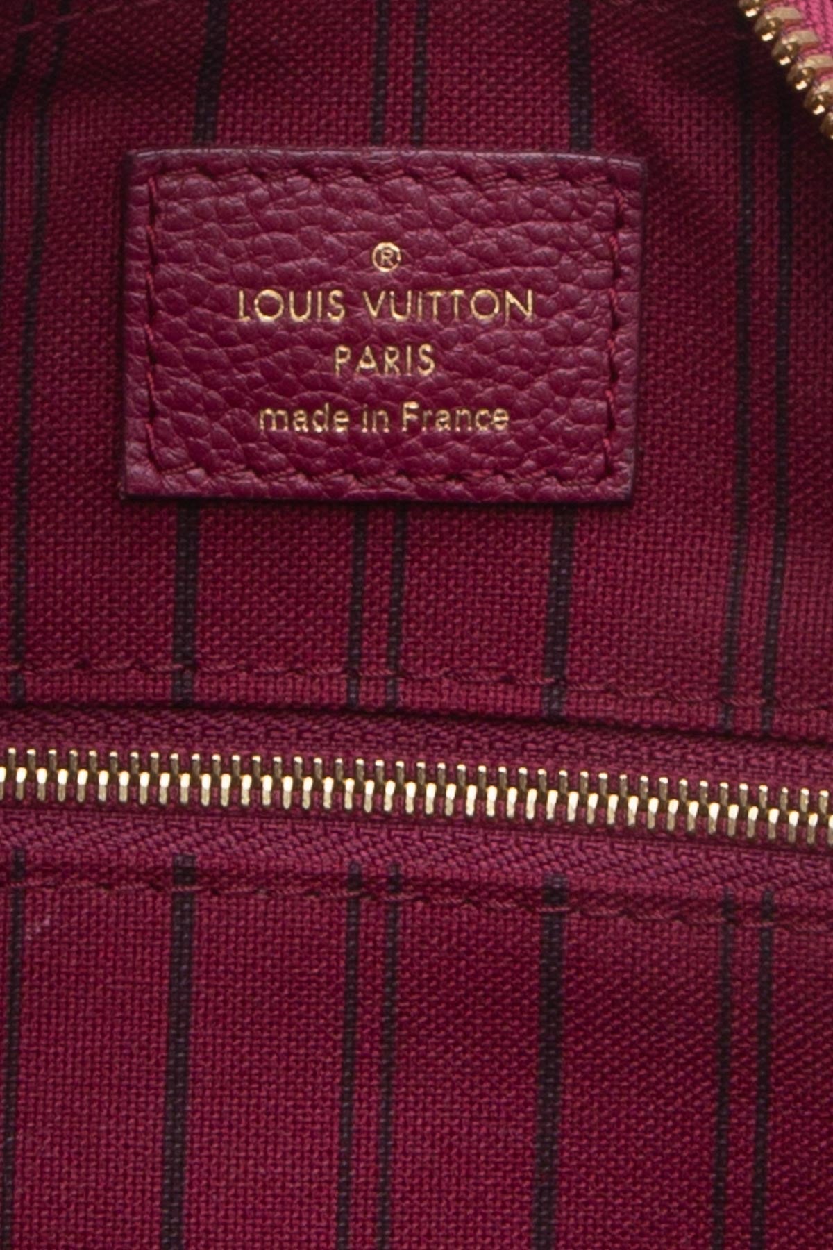 Louis Vuitton Twice Bag Empreinte Red. In Excellent condition