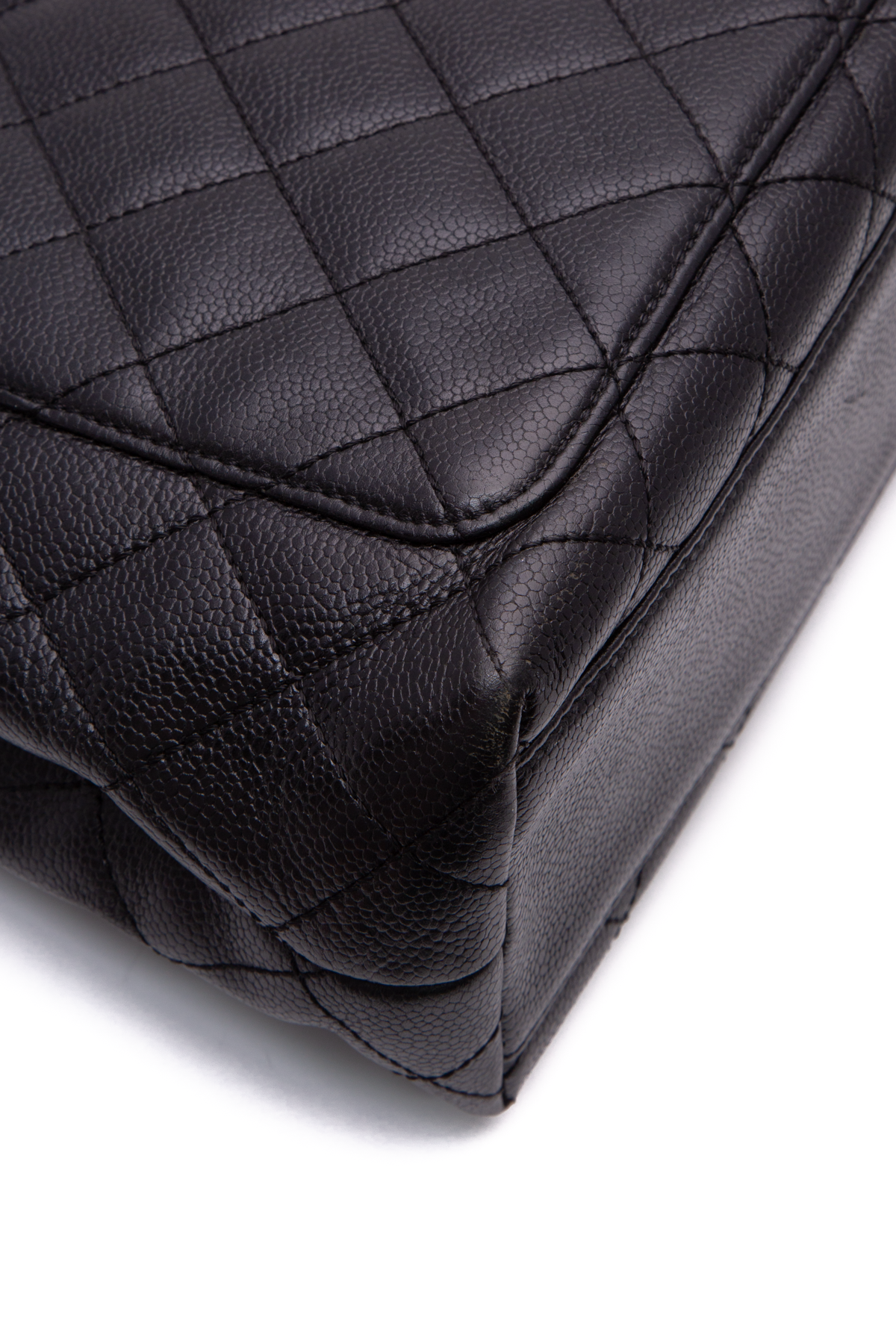 Exceptional vintage Chanel Timeless Jumbo single Flap bag handbag