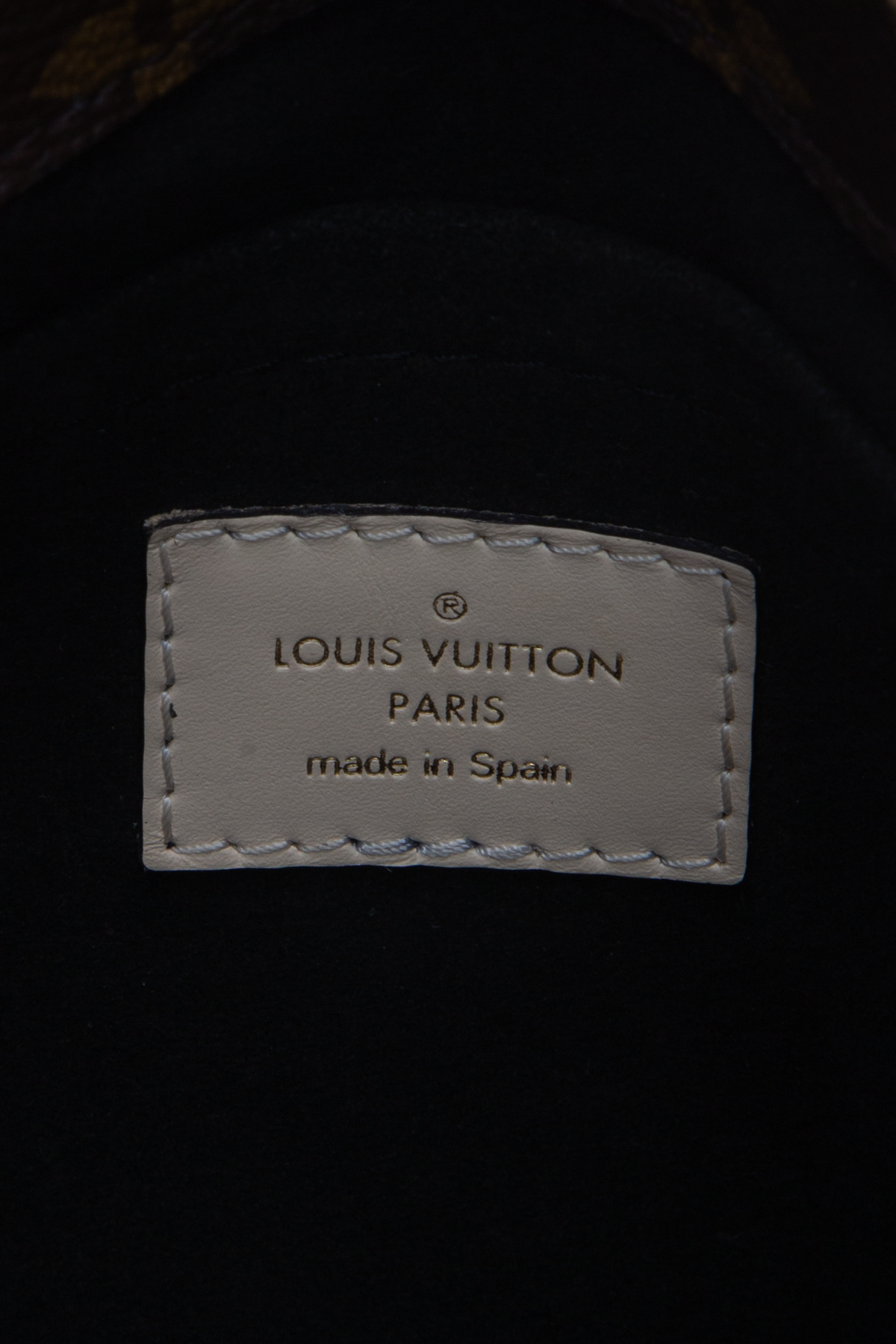 Louis Vuitton Pochette Montaigne Ivoir. Authentic. Full Set