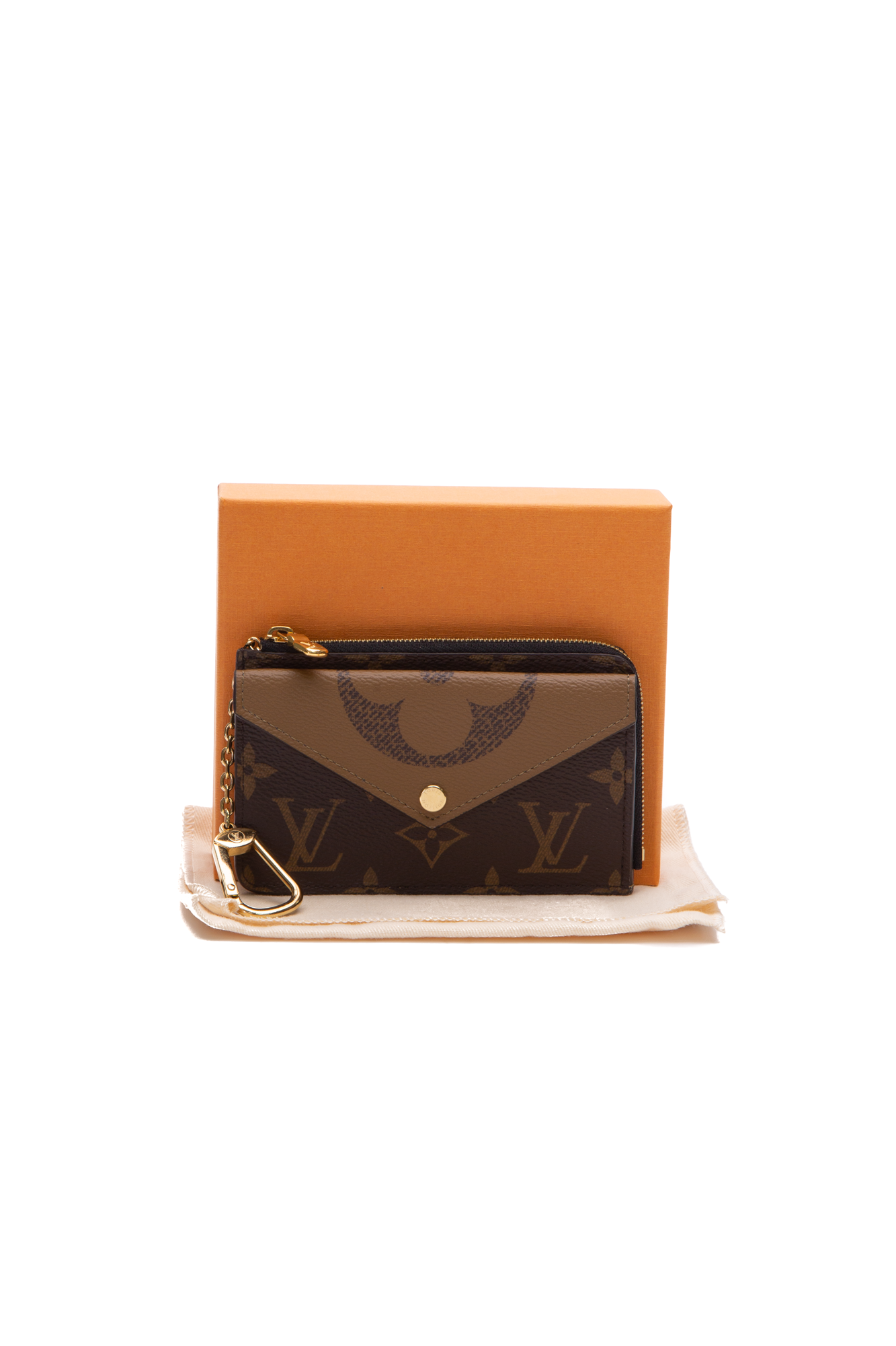 If you need a card holder, I recommend this piece. #louisvuitton, Card  Holder