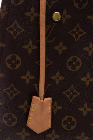 Louis Vuitton Montaigne MM Bag