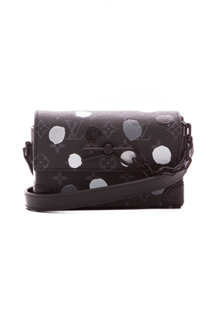 Louis-Vuitton-LV-x-YK-Steamer-Wearable-Wallet-Bag-285894