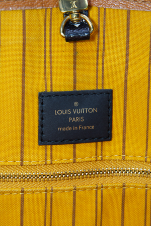 Louis Vuitton OntheGo GM Tote Bag